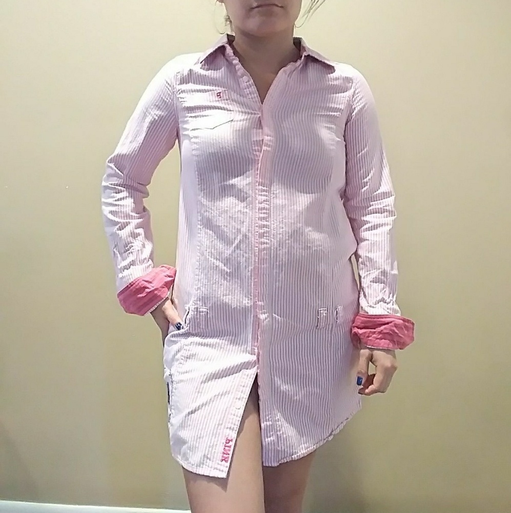 VS Pink Buttonup